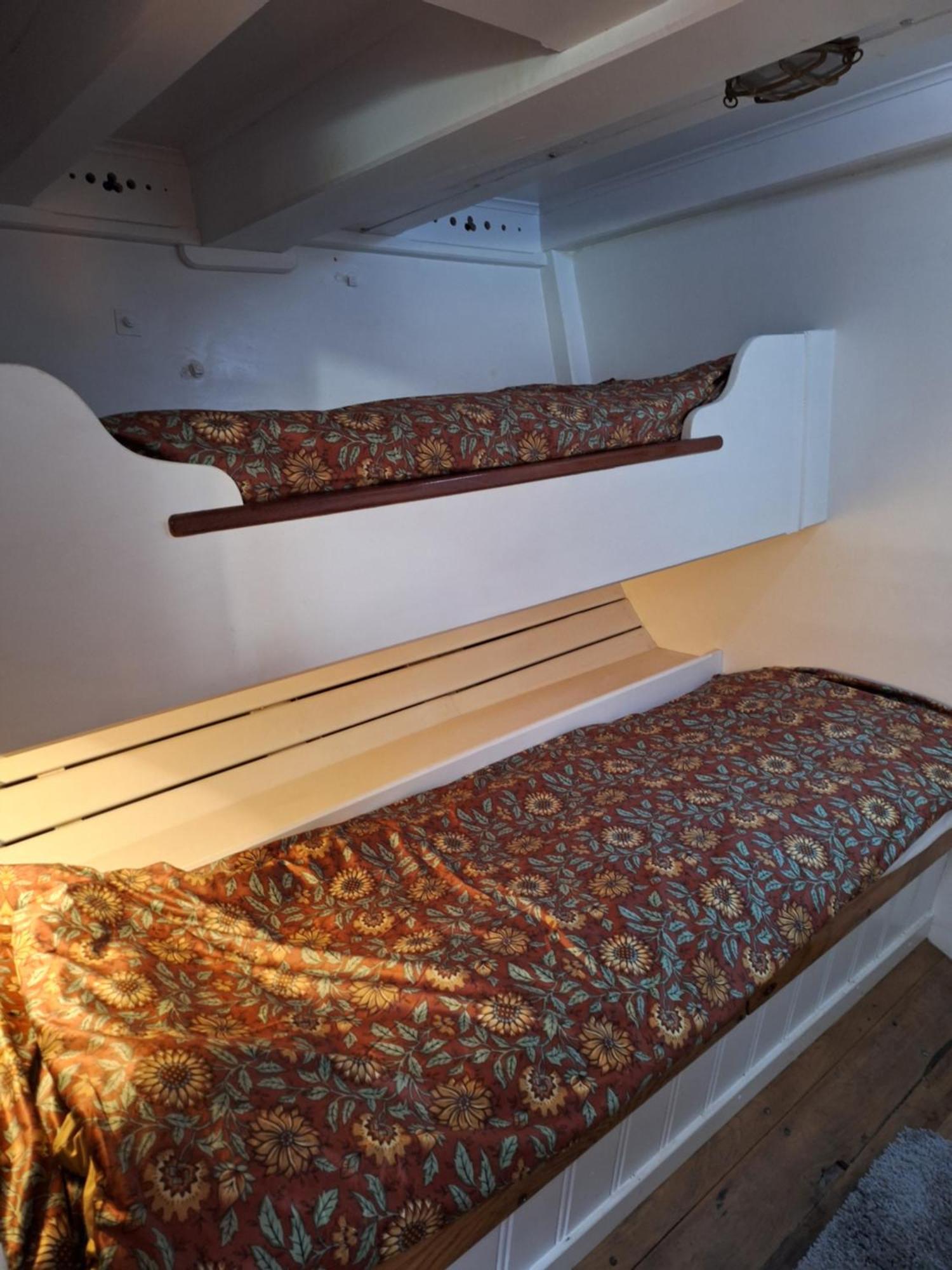Historic Wooden Ship 'Ursula' إيست كاوز المظهر الخارجي الصورة